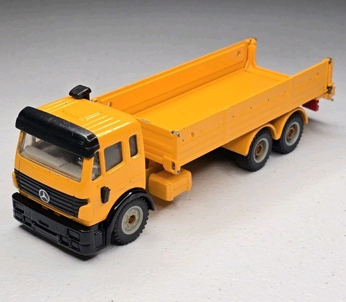 Siku mercedes coe - 1:55,