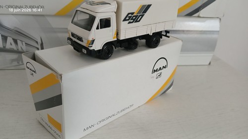 Conrad man b90 truck - conrad, 1/50